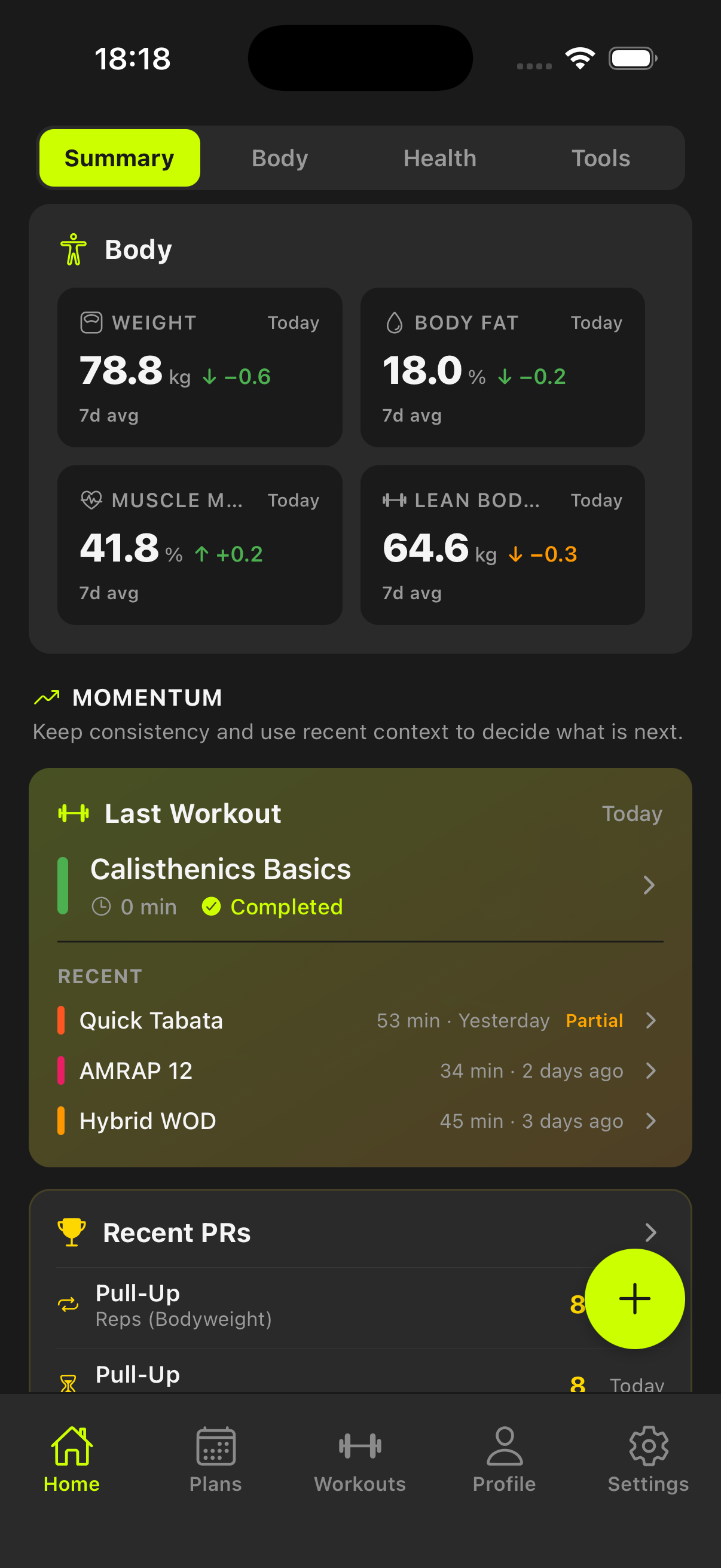 Home-Dashboard mit Body-Momentum, letzten Sessions und Personal-Records-Kontext in einer Fortschrittsübersicht